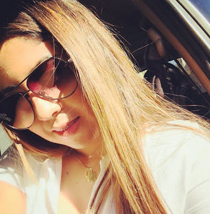 Meet your Posher, Daniela